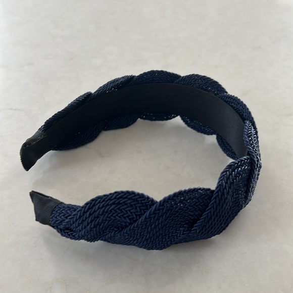 🛍️$5 Promo🛍️ H&M braided Hair Band in navy - Picture 5 of 6